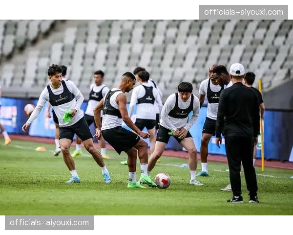 深圳新鹏城防守对决成功率低 一对一防守能力存在短板